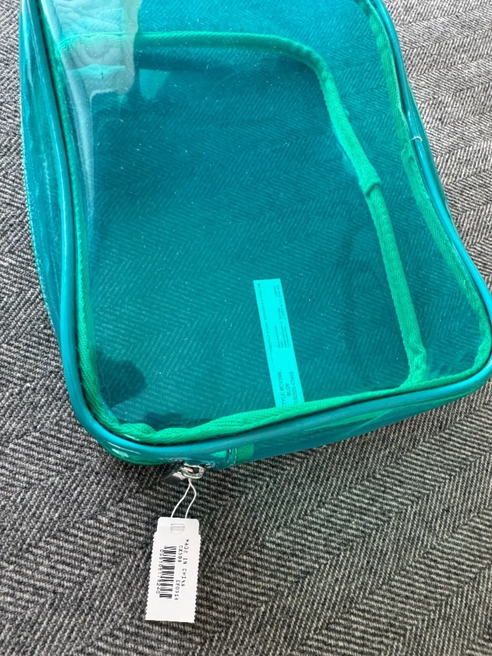 NWT, SUPER CUTE, JCREW PLASTIC TRAVEL CASE